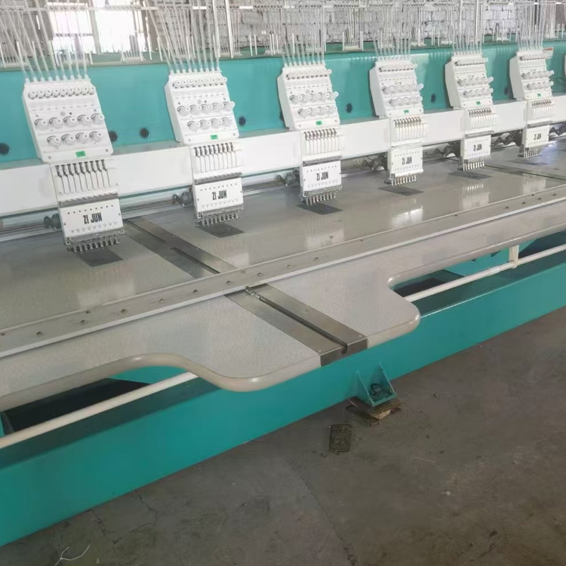 9 گولی 22 سر 400 سر فاصلہ ہائی سپیڈ Y750 استعمال emboridery مشین